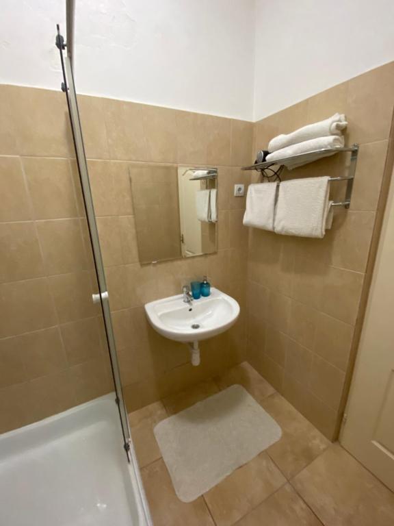 Fotografia z galérie ubytovania Monolit Budapest Center Guesthouse v Budapešti
