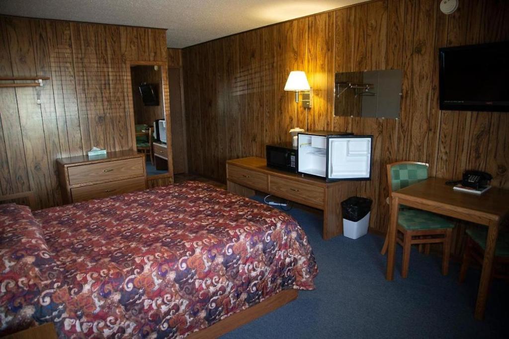 ARTOS MOTEL - Quarto Queen -Queen Padrão