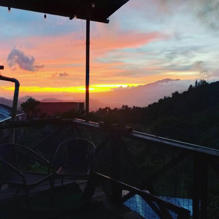 Amanecer o atardecer desde la posada o alrededores
