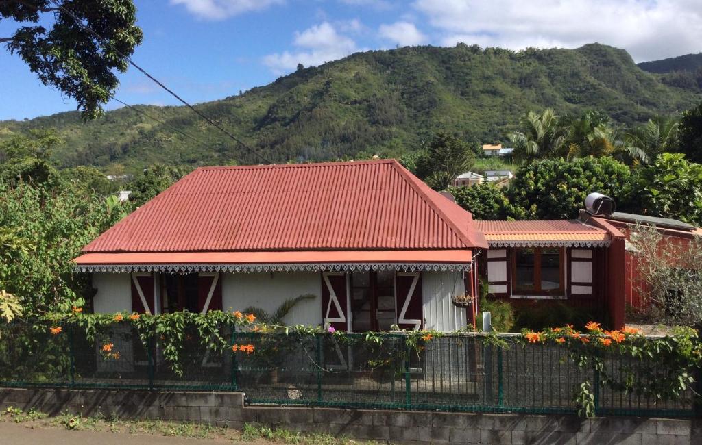 TI 'BICOK - Casa De Três Quartos