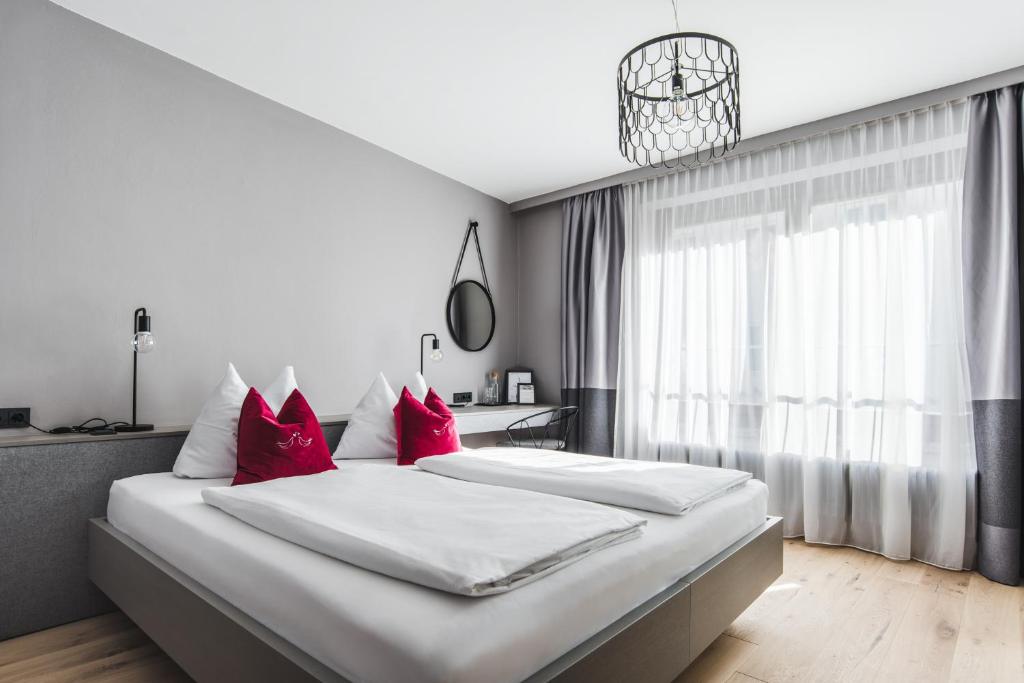 Altstadthotel Weisse Taube - Resim 4