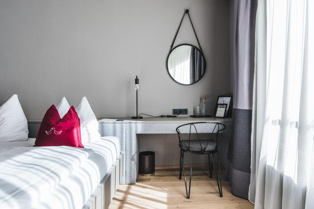 Altstadthotel Weisse Taube - Resim 10