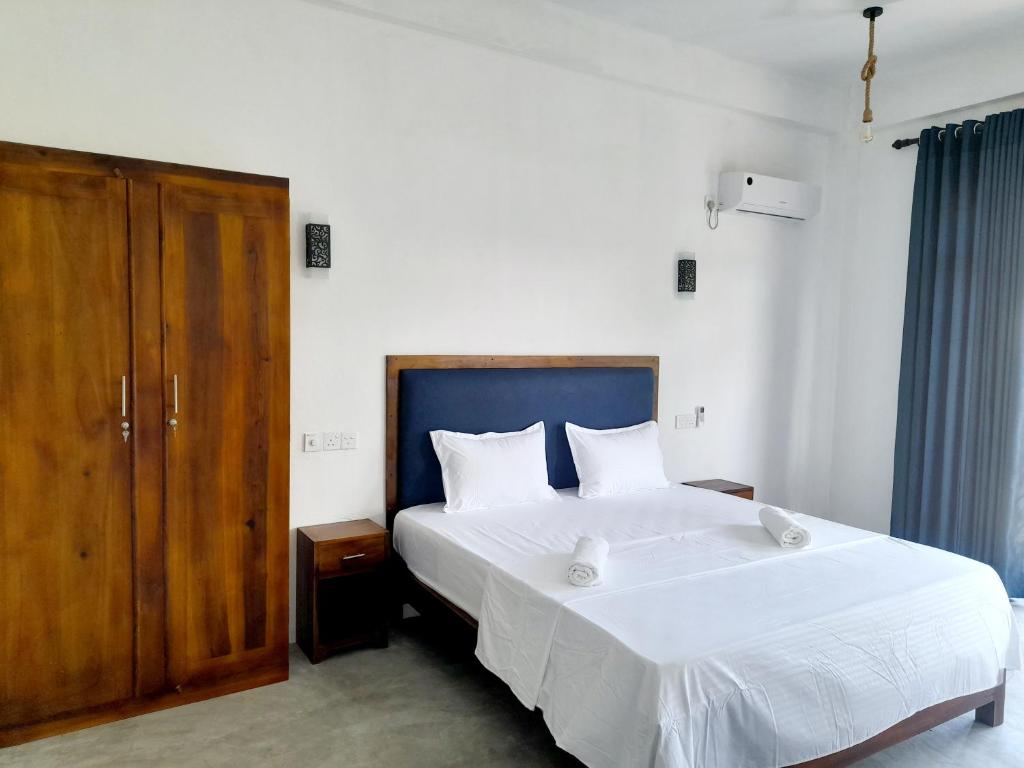 Surf Gangs Arugambay - 2