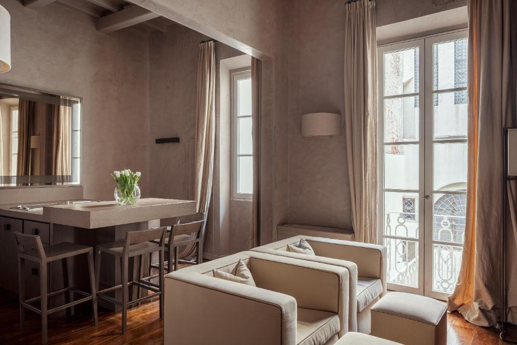 Ricasoli Firenze Luxury Apartments | UNA Esperienze - Resim 11
