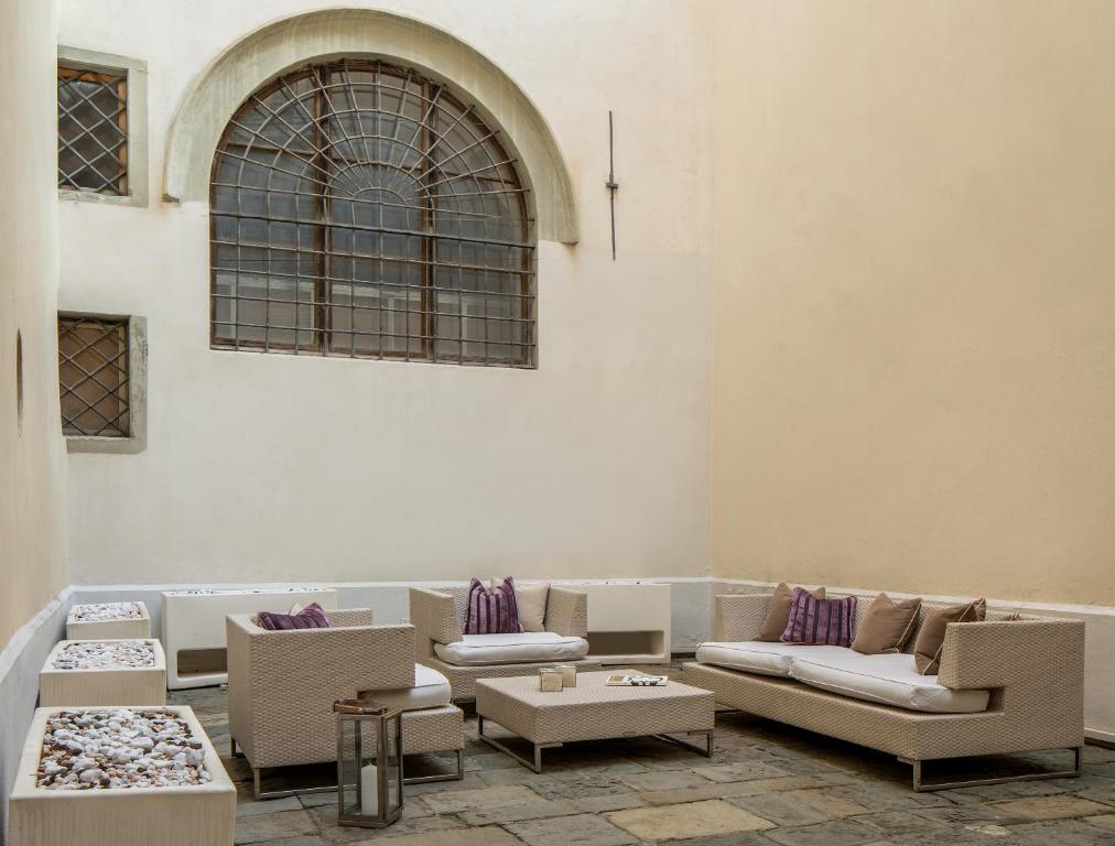Ricasoli Firenze Luxury Apartments | UNA Esperienze - Resim 22