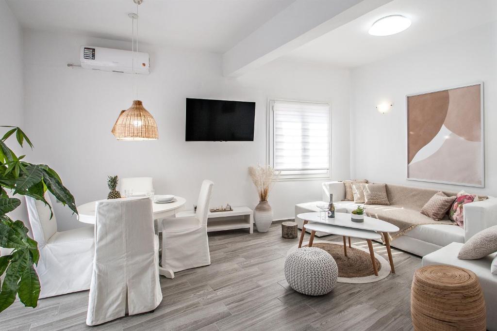 Fotografia z galérie ubytovania Capolavoro, boutique apartment with unique rooftop v destinácii Skiathos Town