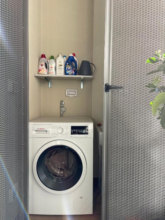Zdjęcie z galerii obiektu Casa Ampere w Mediolanie