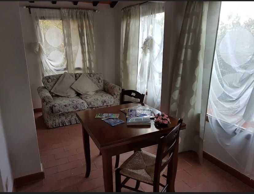 Posedenie v ubytovaní Villa Zara