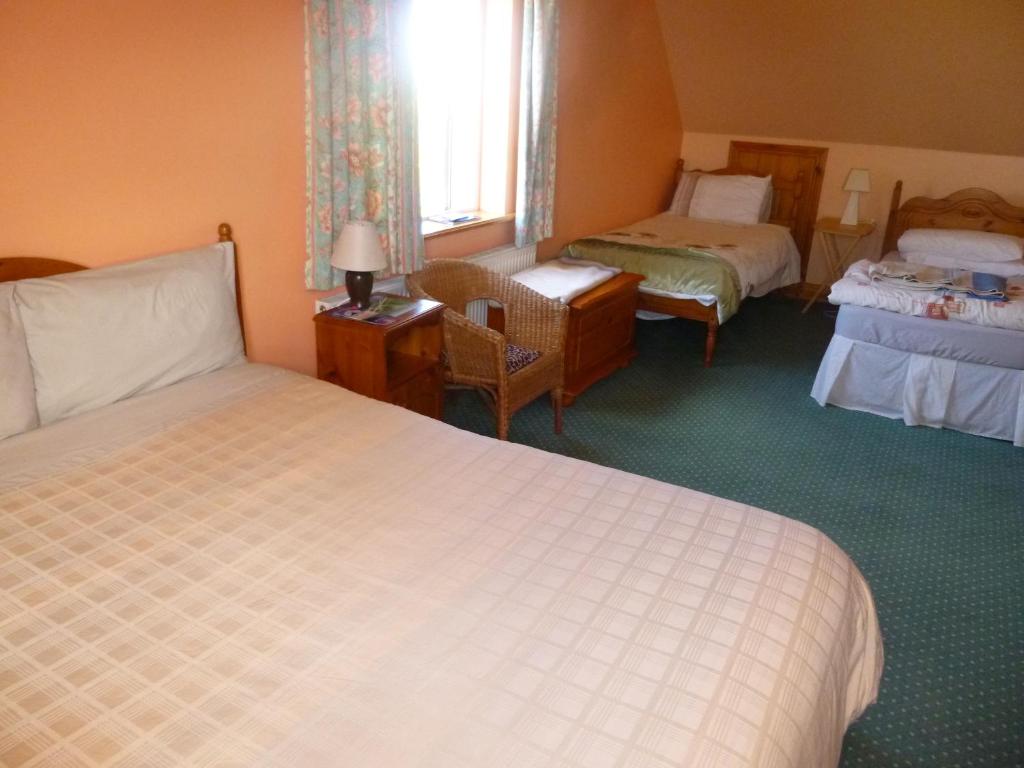 Postel nebo postele na pokoji v ubytování Ferryview B&B V23 X577