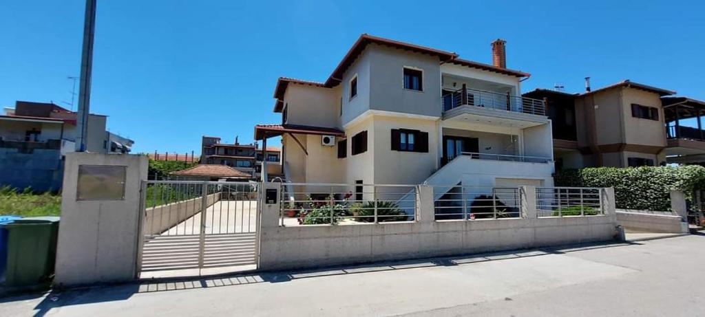 Budova, v ktorej sa apartmán nachádza