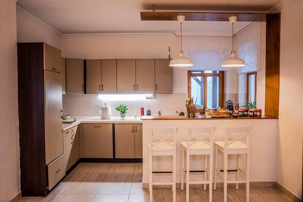 A kitchen or kitchenette at Csoda Szarvas Birtok