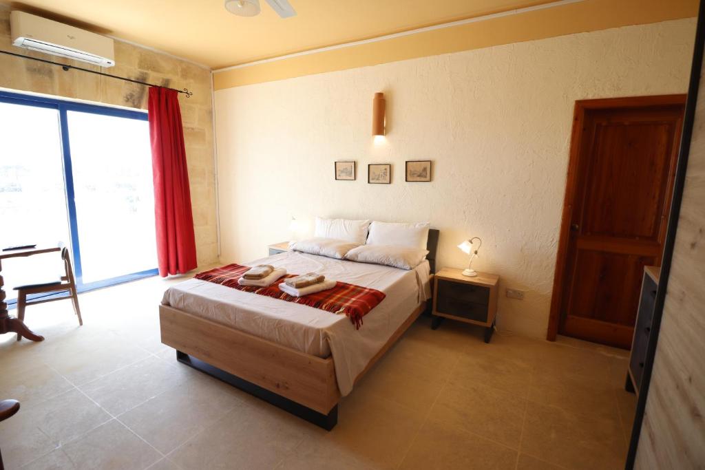 Villa Serenity B&B - Large Double Room