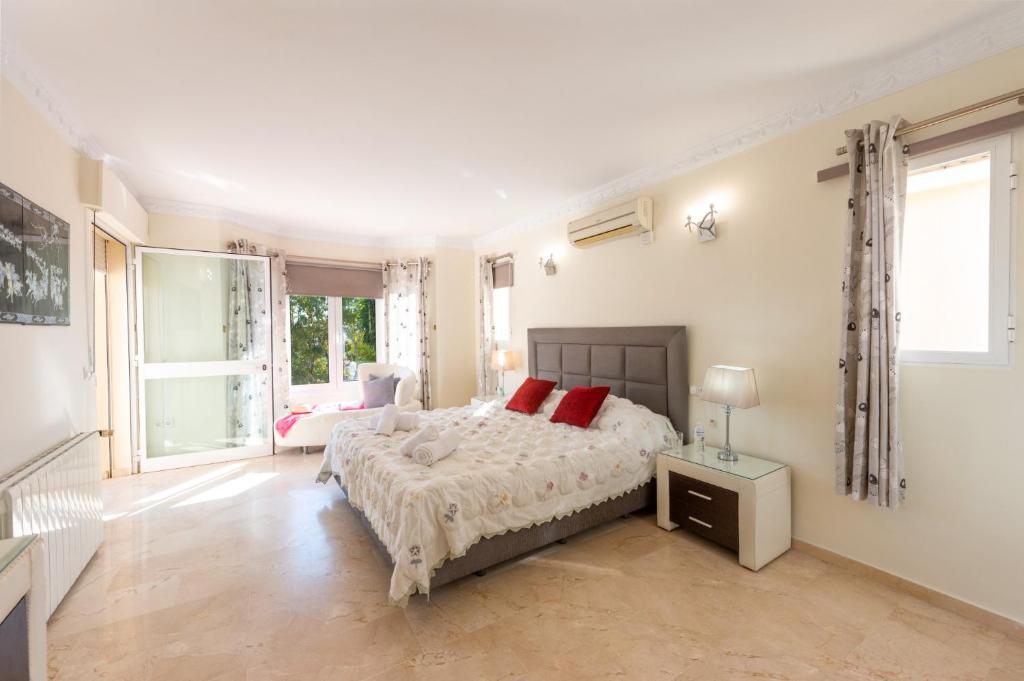Villa La Cresta by Villa Plus, La Cala de Mijas – Precios ...