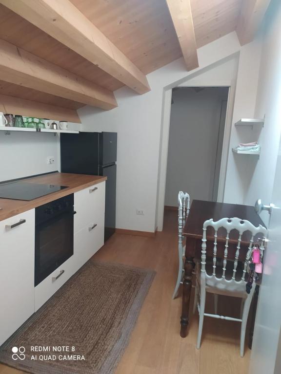Kuchyň nebo kuchyňský kout v ubytování Agriturismo Corte Del Brenta