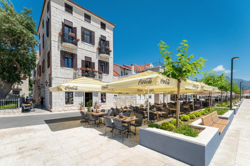 Luxury Apartments Perko