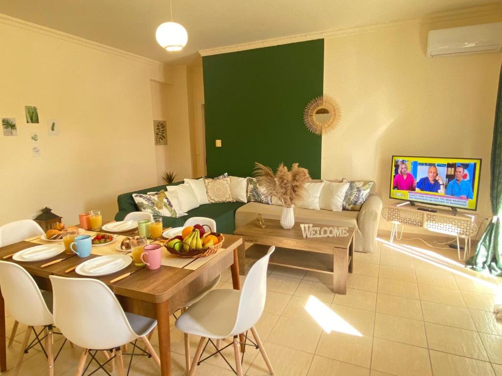 TV a/nebo společenská místnost v ubytování Sweet Home Vassia