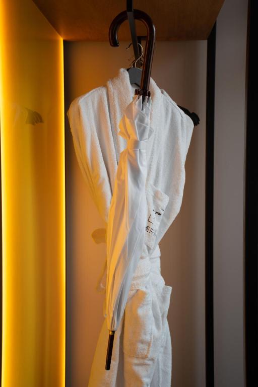 The Frame Hotel - 15