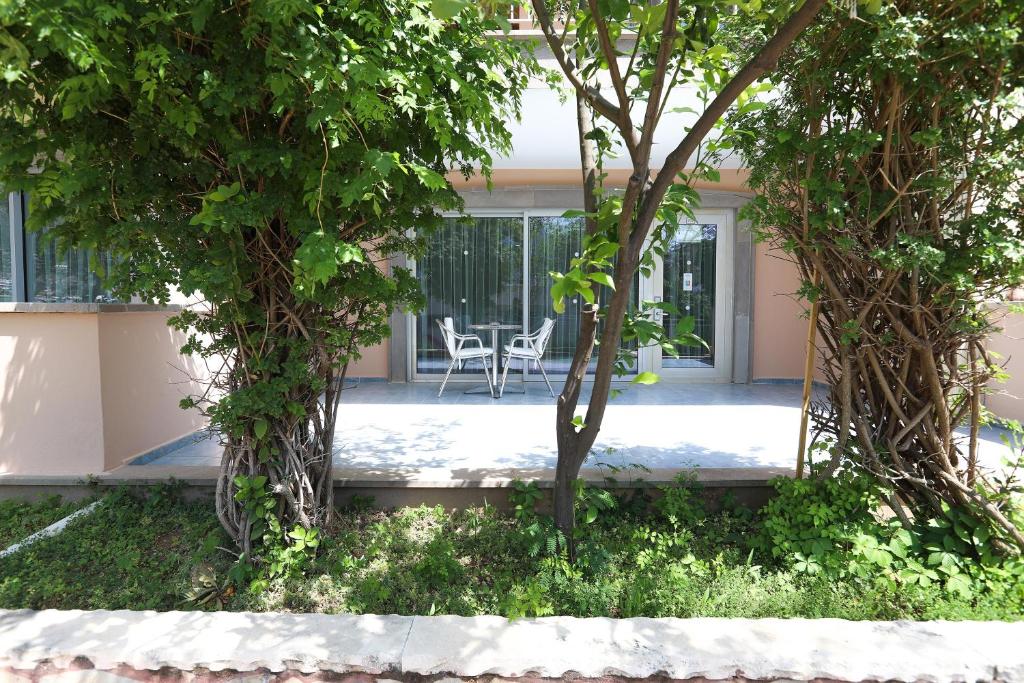 Happy Hotel Kalkan - Suite Con Vista Al Jardín