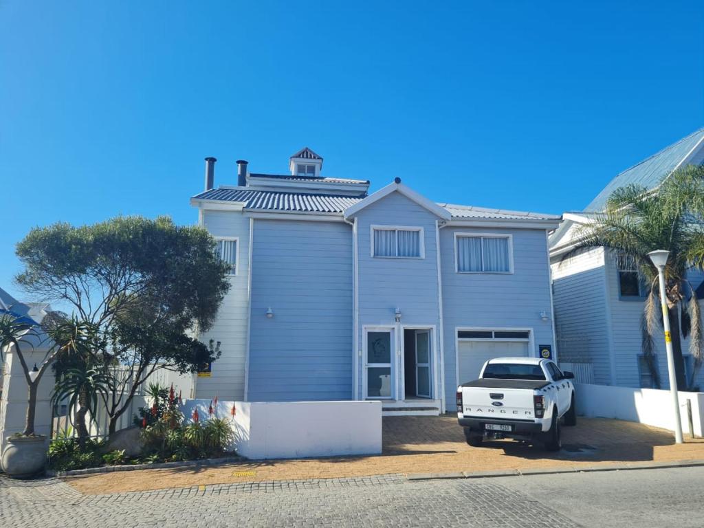 Hennie's House - Image 10