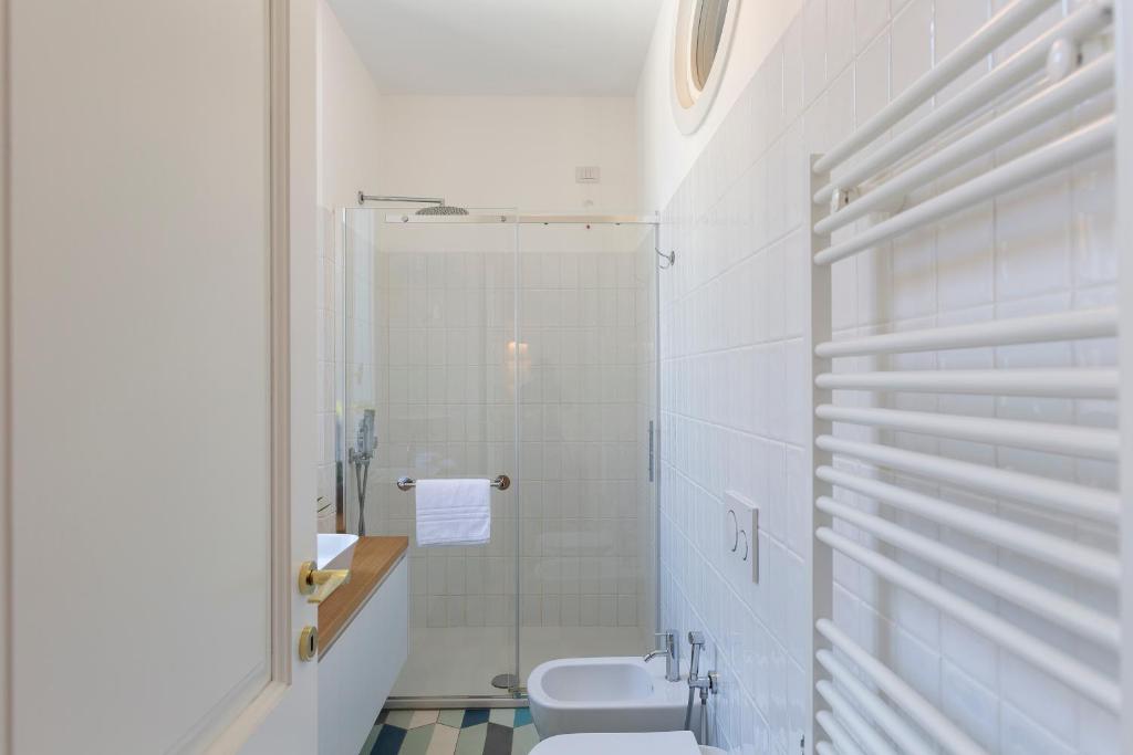 Łazienka w obiekcie Elegant and bright apartment, Milano Gerusalemme