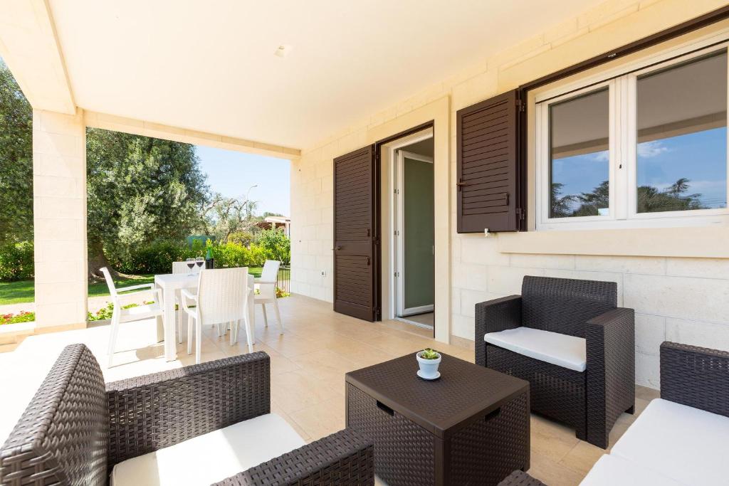 Część wypoczynkowa w obiekcie Villa La Seta by Perle di Puglia