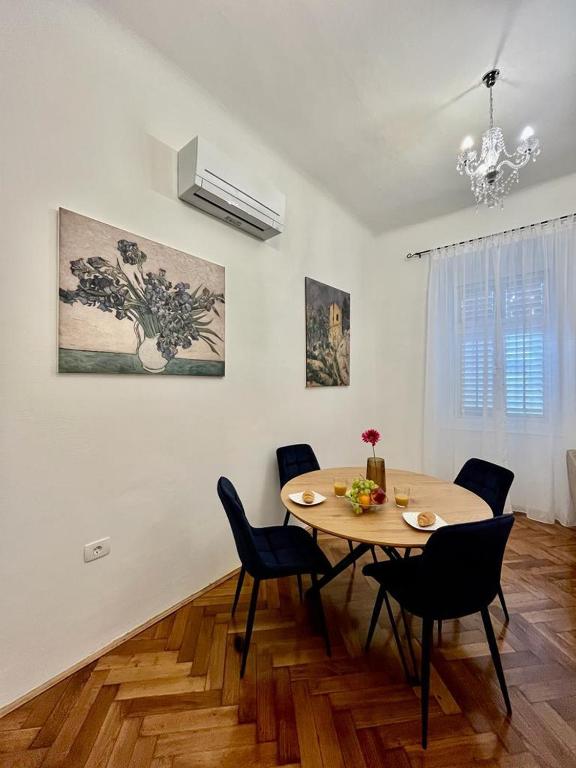 Część wypoczynkowa w obiekcie Lux Apartmans