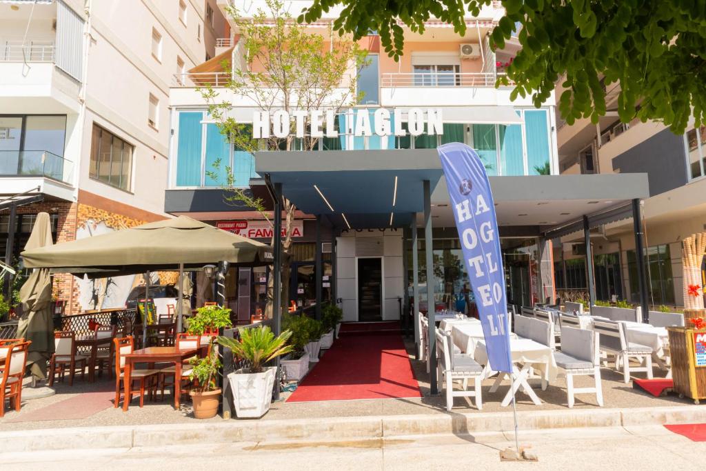 Budova, kde se hotel nachází
