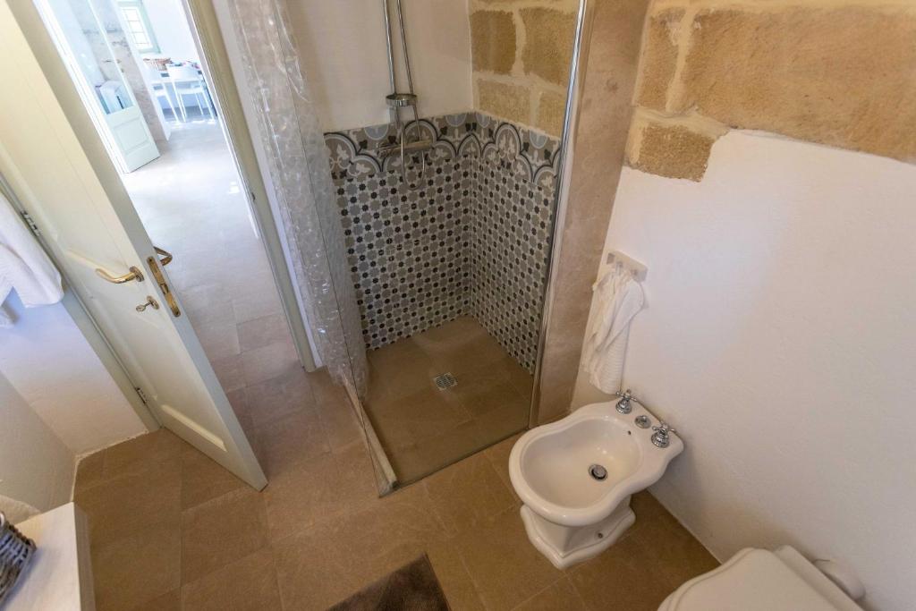 A bathroom at Dimora la Pinta ‘700
