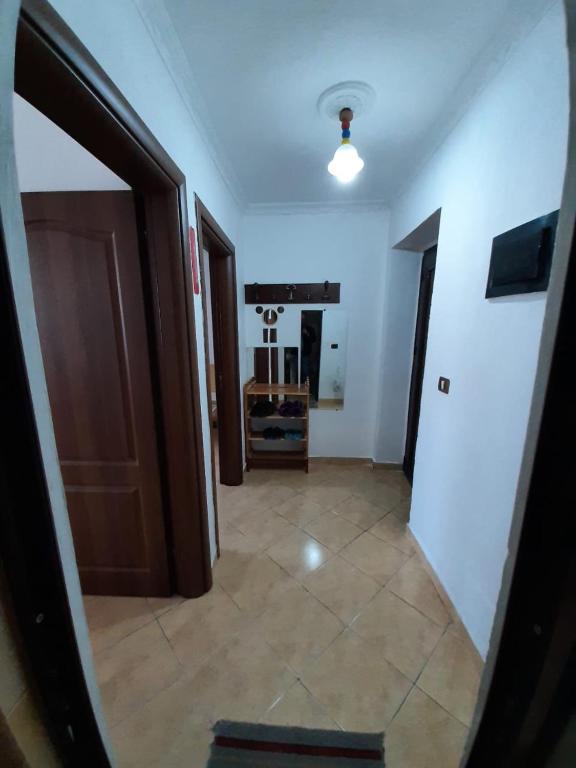 Genti Apartment - Image 4