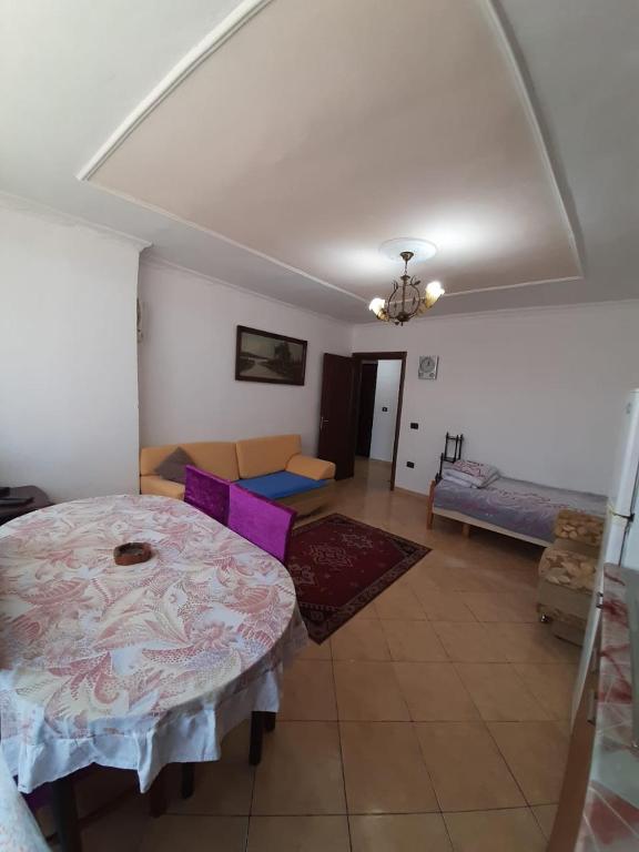 Genti Apartment - Image 8