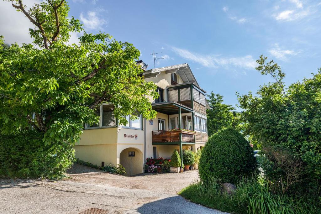 Budova, v ktorej sa apartmán nachádza