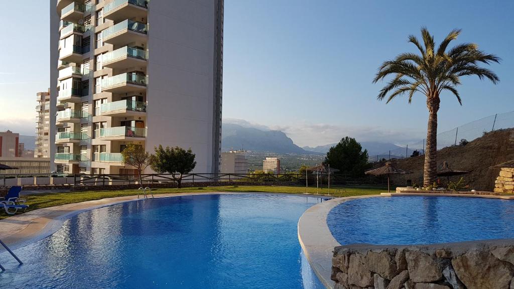 Apartamento soleado con terraza privada, Benidorm – Updated ...
