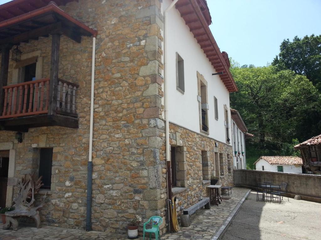 The building in which the country house is located