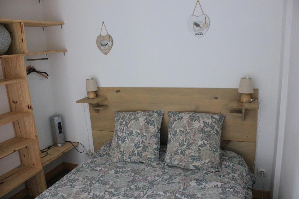 Postel nebo postele na pokoji v ubytování Le Moulin Traffay