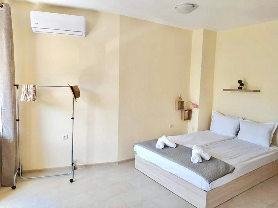 Cozy Studio at Camping Gradina