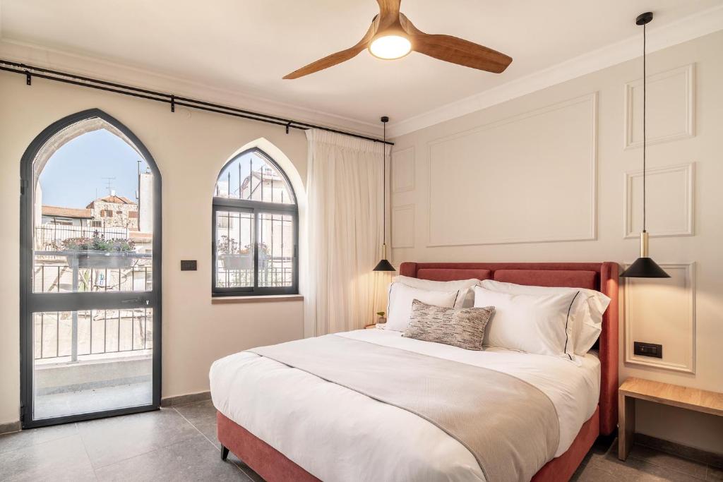Postel nebo postele na pokoji v ubytování Albi Boutique Hotel - Traveler's Choice 2024