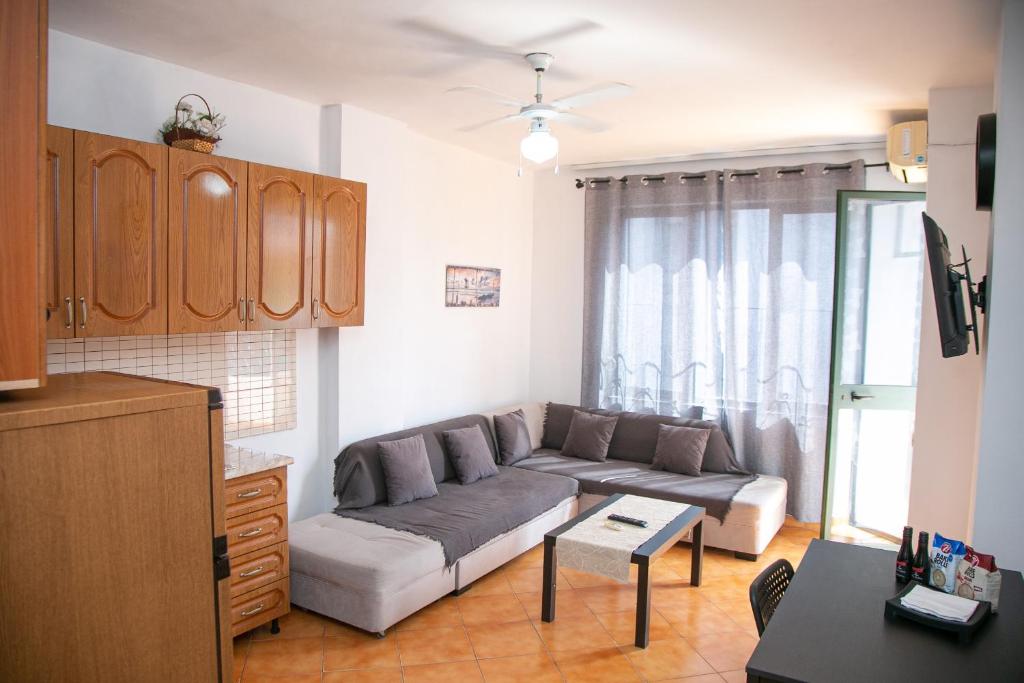 A&B Apartment - Image 4