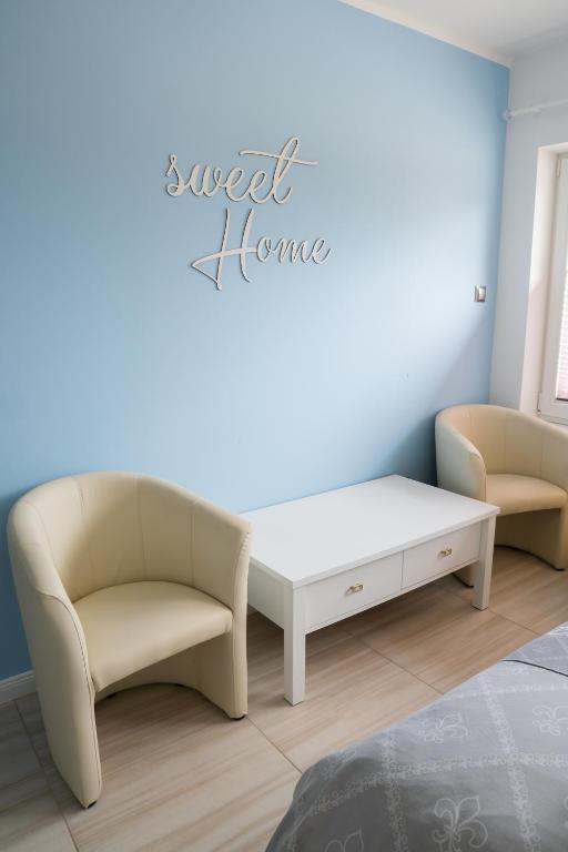 Apartamenty Zdrój - Double Room With Private Bathroom