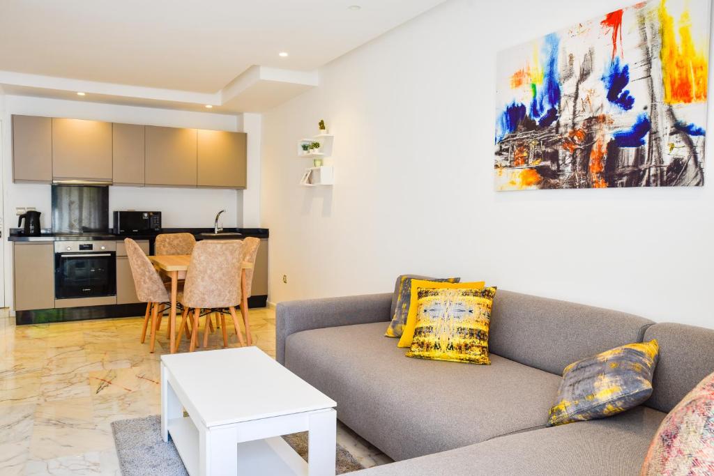 Kuchyň nebo kuchyňský kout v ubytování Family Aparthotel