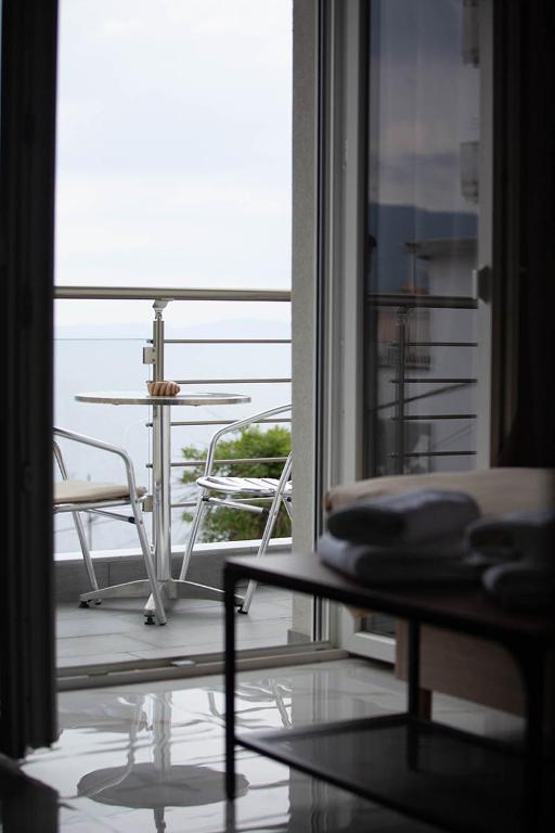 Agapaki Studios - 16