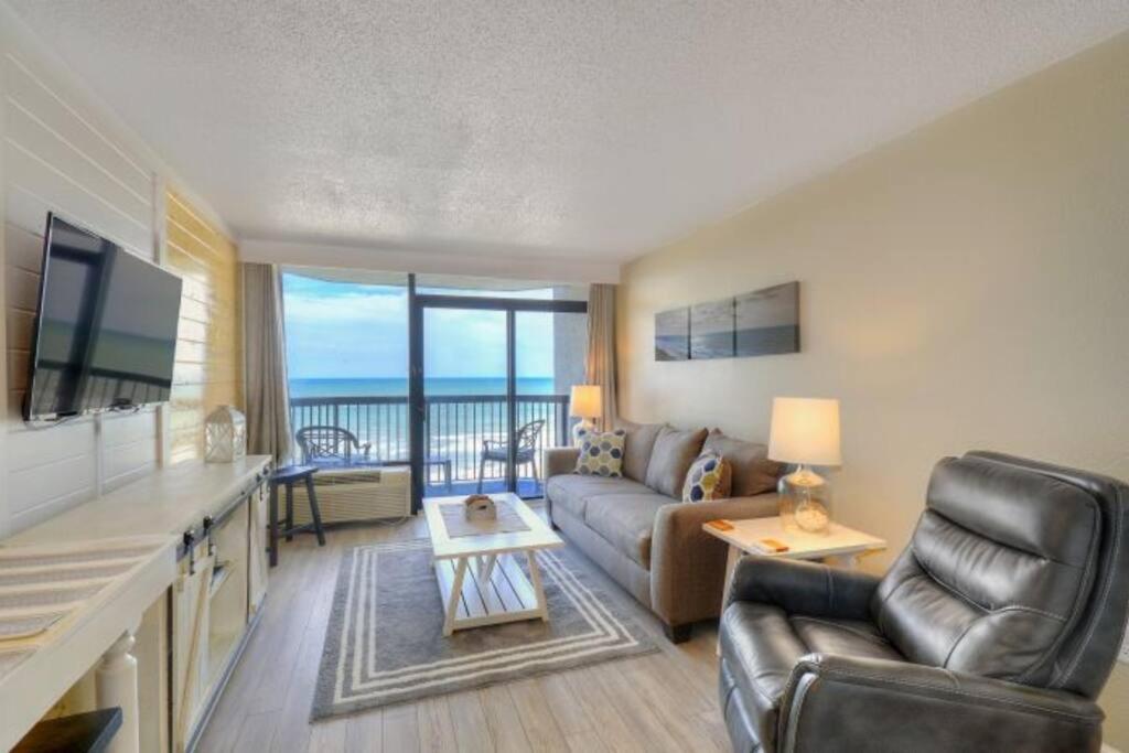 Curated visual reference: Style Amenities Including Oceanfront Pools Reference: Oceanfront King Bed Tons Of Pools Water Amenities G52 Myrtle