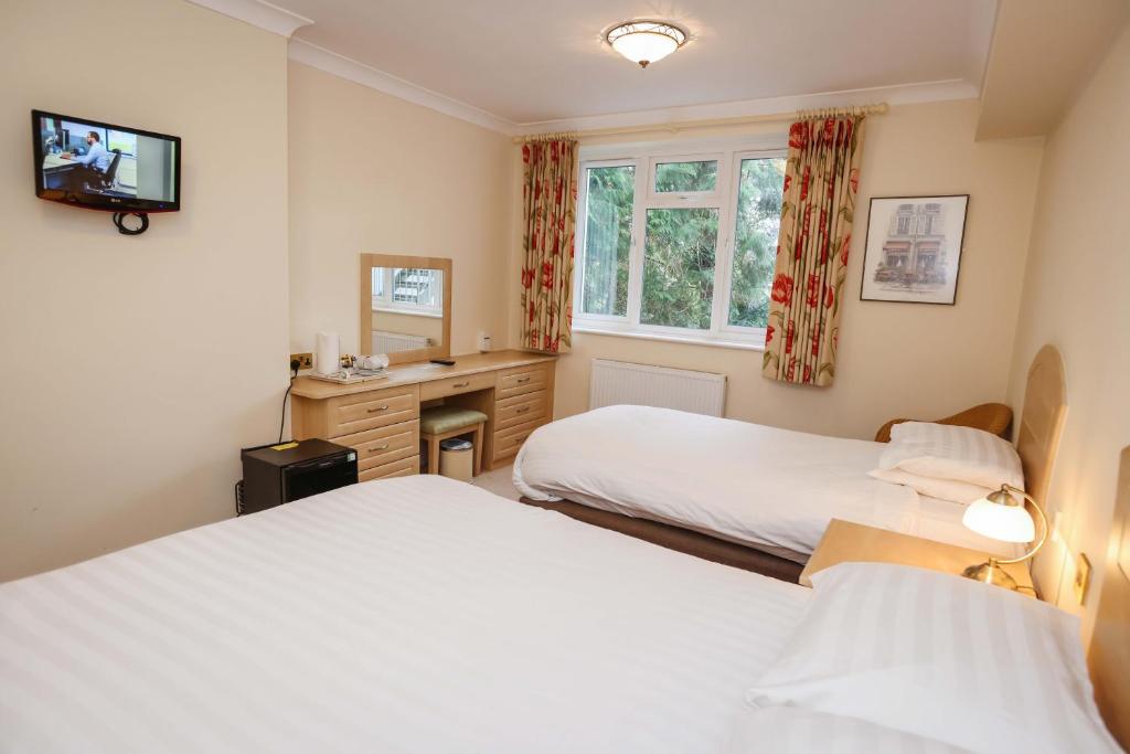 The Grove Hotel - Resim 28