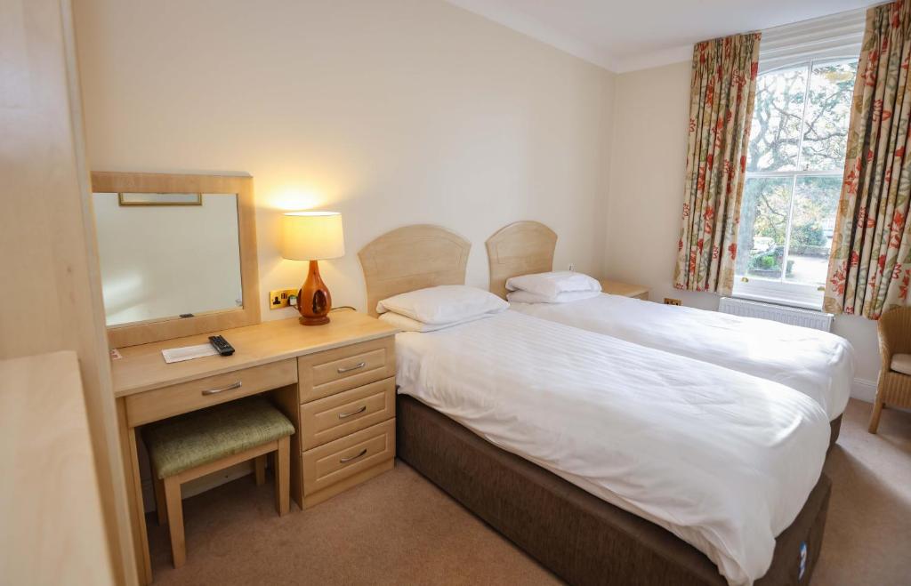 The Grove Hotel - Resim 29