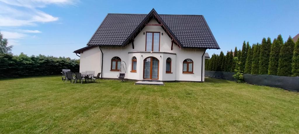 Vonkajšia záhrada v ubytovaní u Iwony na Kaszubach