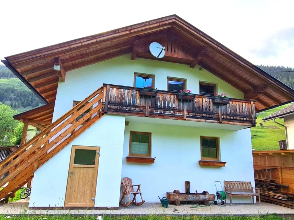 Budova, kde se apartmán nachází