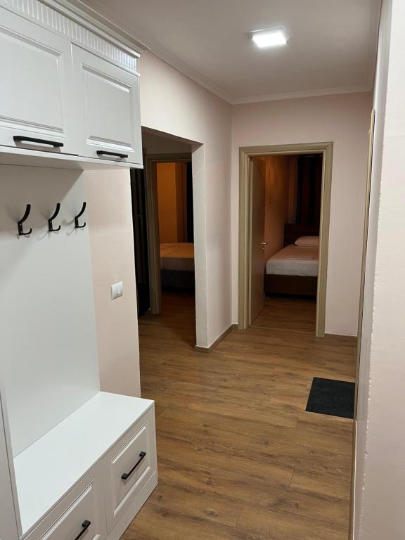 Sainty's apartament - Imazhi 9