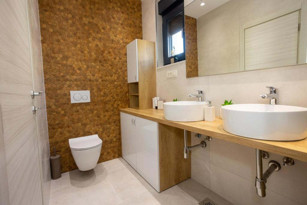 Kúpeľňa v ubytovaní Villa Lumani ** Luxury residence near Split **