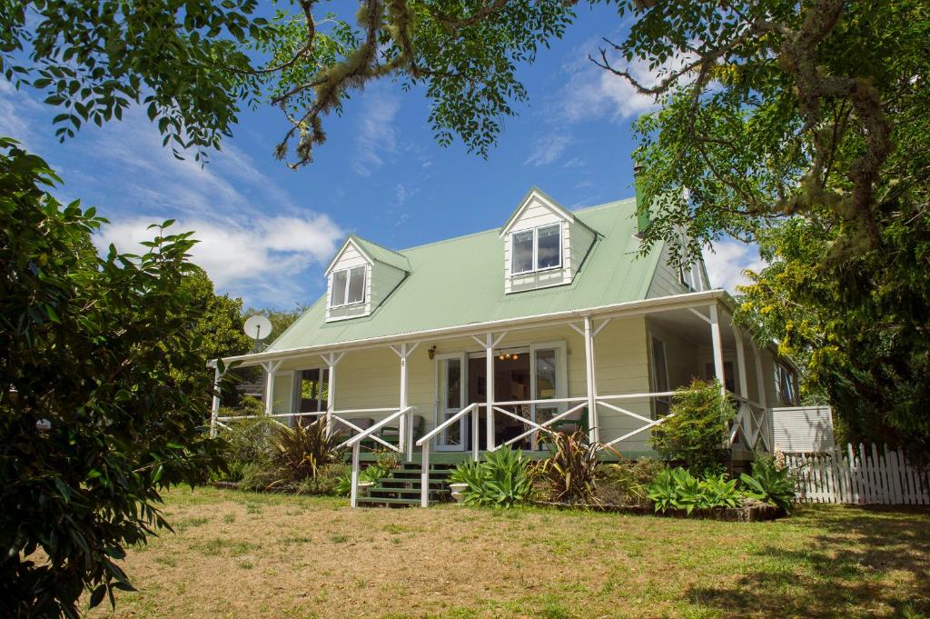 Κήπος έξω από το Peaceful Pauanui - Pauanui Holiday Home