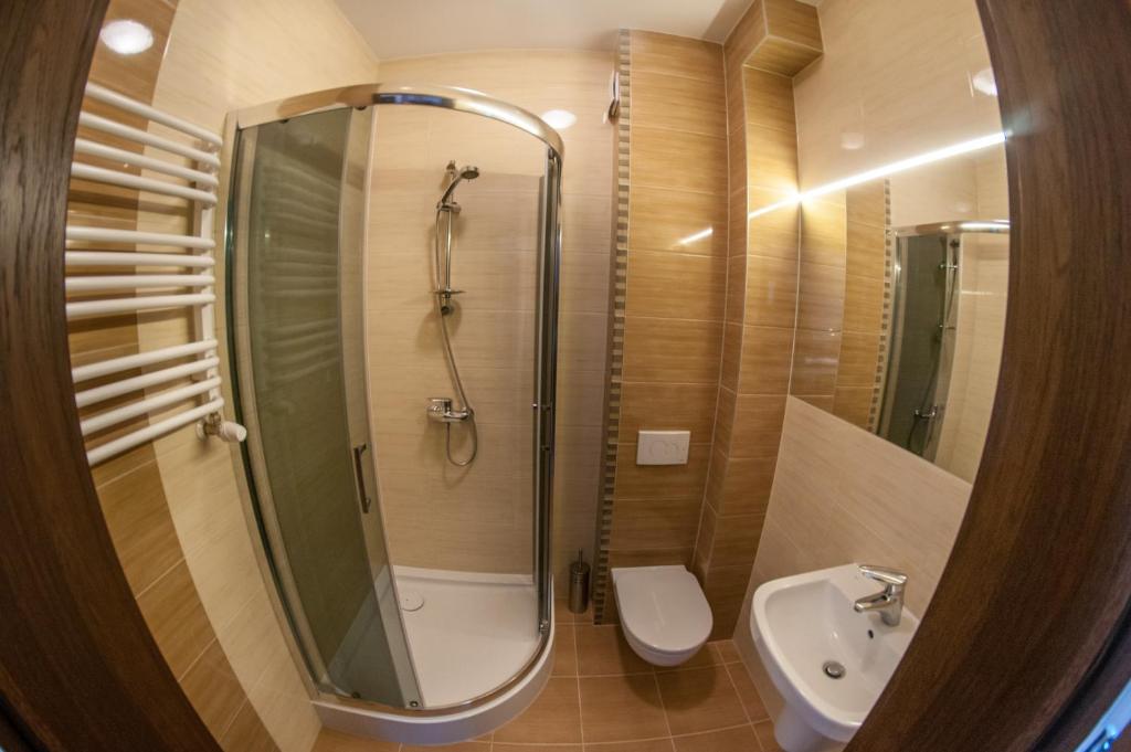 Koupelna v ubytování Hotel E7