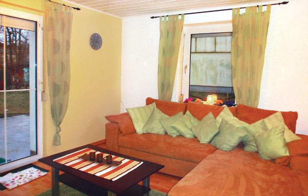 Ein Sitzbereich in der Unterkunft Awesome apartment in Alt Bukow - Rerik with 1 Bedrooms and WiFi